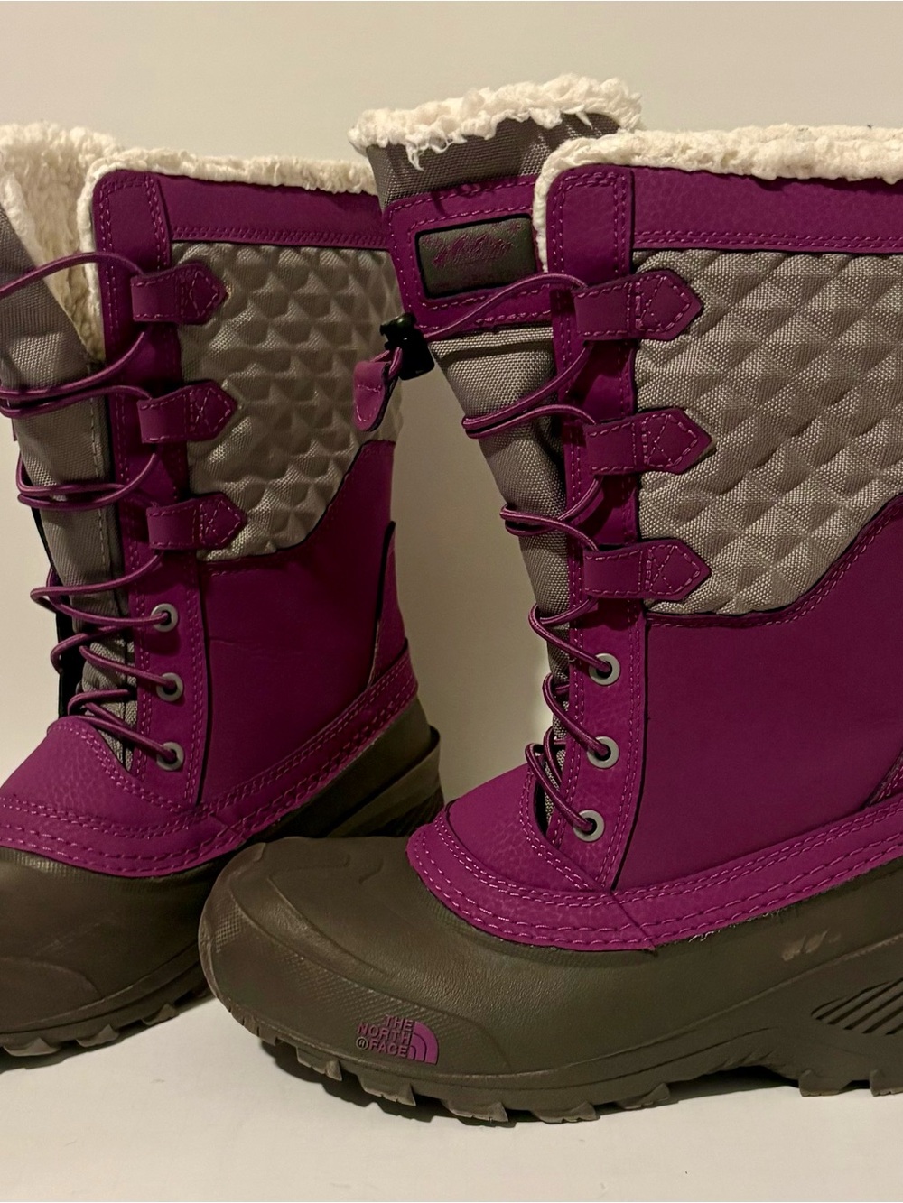 The North Face Alpenglow IV Girls Snow Boots Size 4 Purple Gray Waterproof